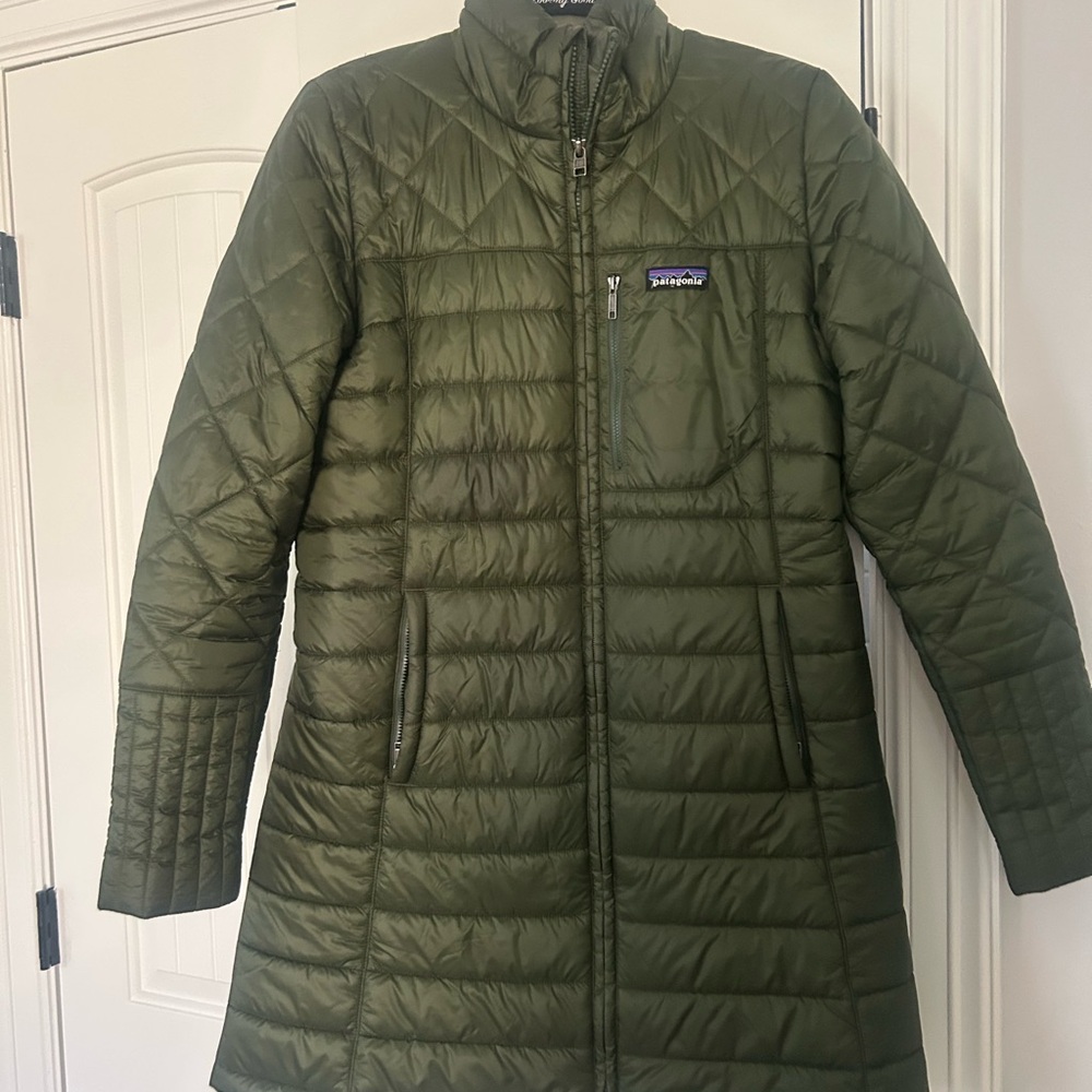 Patagonia Green Puffer Coat with Insulated Quilting
